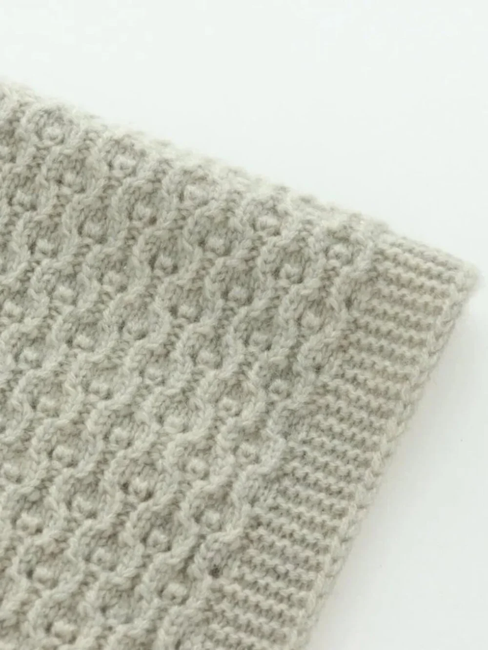 CHANEL COCO Mark Scarf Cashmere Beige Silver CC Auth BA11371V